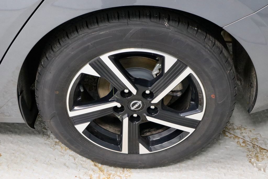 Used 2024 Nissan Sentra SV image 18