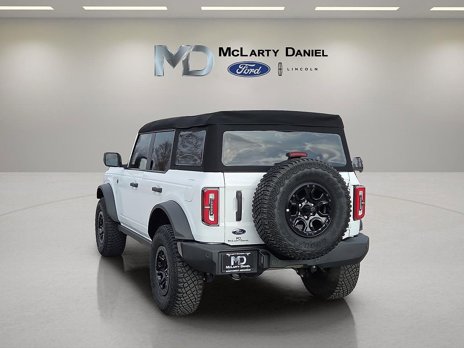 Certified 2023 Ford Bronco Wildtrak image 4