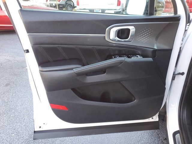 Used 2021 Kia Sorento SX image 17