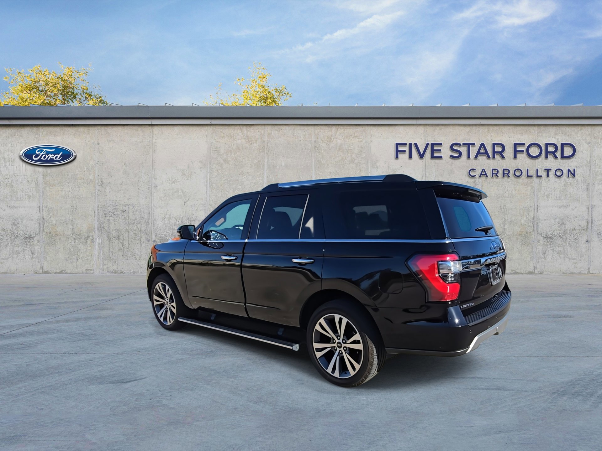 Certified 2021 Ford Expedition Limited image 3