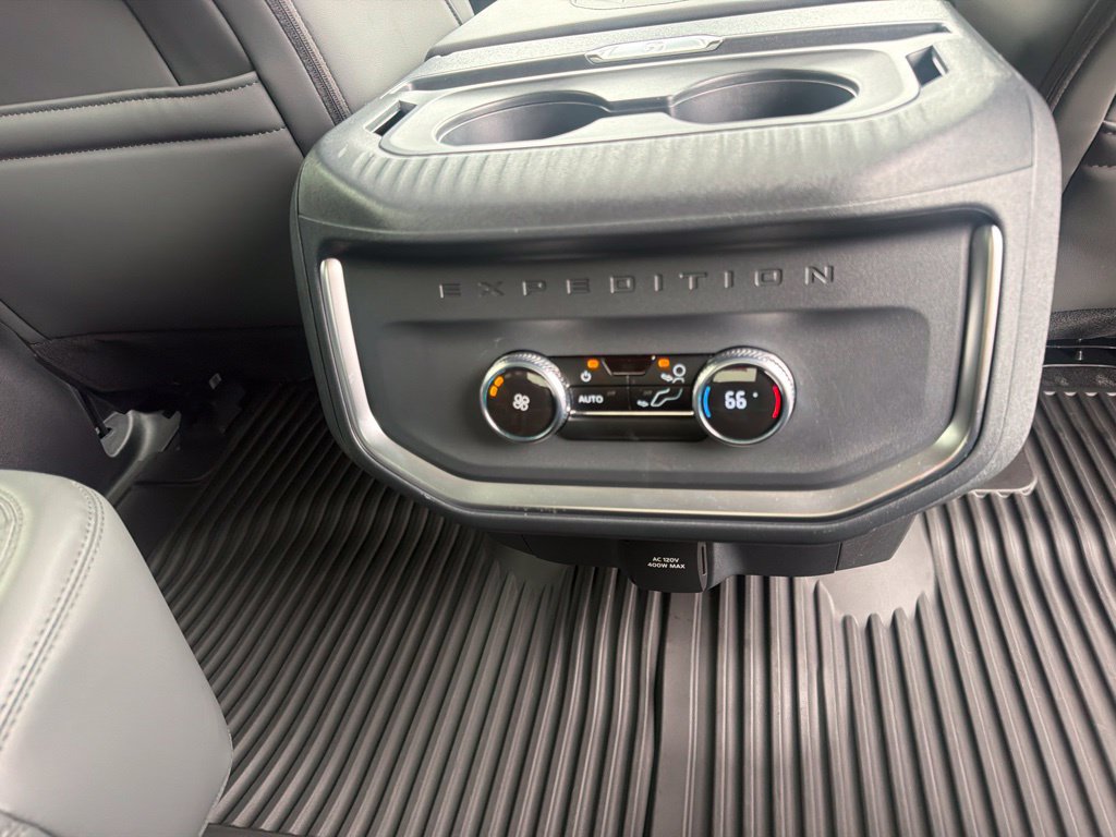 Certified 2026 Ford Expedition Active AWD/4WD image 50