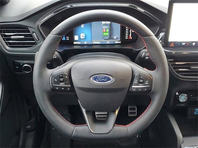 Certified 2023 Ford Escape ST-Line w/ Tech Pack #1 image 32