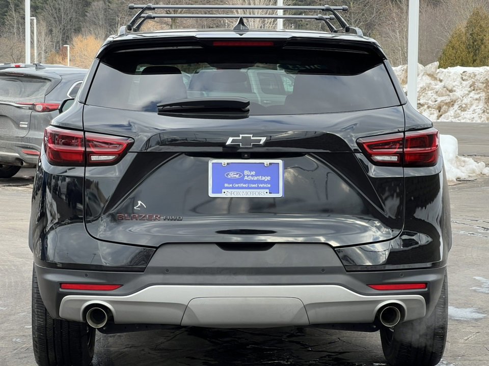 Used 2023 Chevrolet Blazer LT image 3