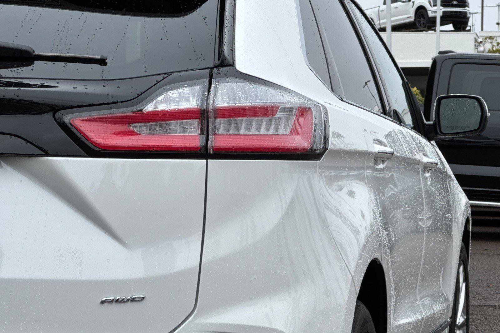 Certified 2024 Ford Edge Titanium w/ Titanium Elite Package image 6