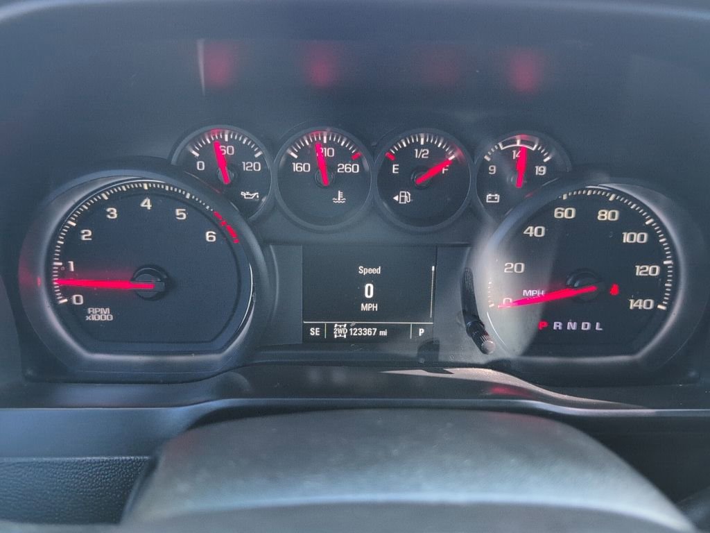 Used 2020 Chevrolet Silverado 2500 Custom w/ Custom Value Package image 13