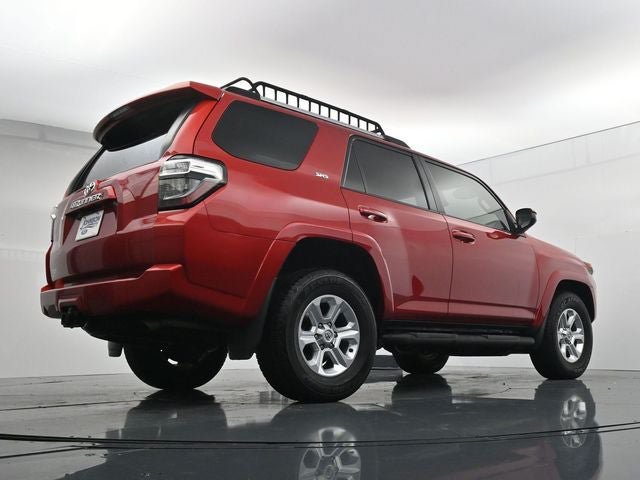 Used 2022 Toyota 4Runner SR5 RWD image 38