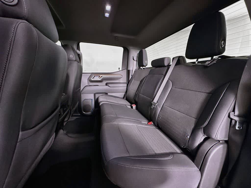 Used 2025 Chevrolet Silverado 1500 LT RWD image 14