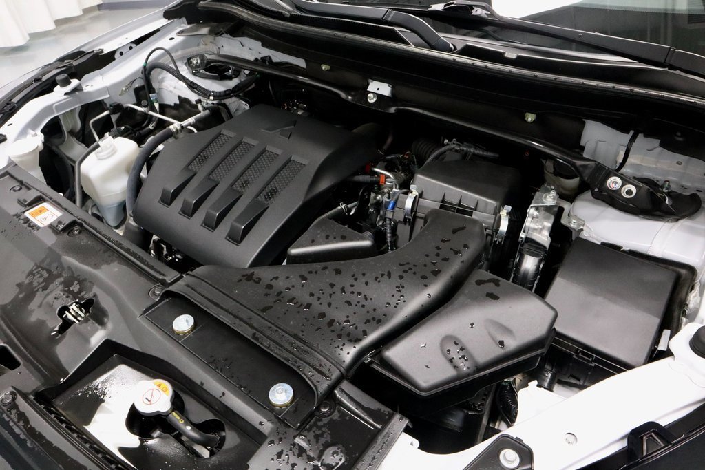 Used 2024 Mitsubishi Eclipse Cross Black Edition image 16