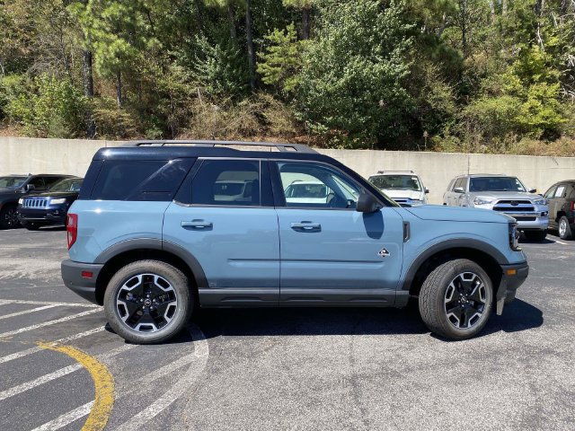 Certified 2023 Ford Bronco Sport Outer Banks w/ Tech Package AWD/4WD image 2
