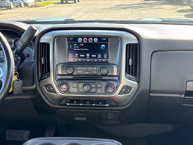 Used 2018 Chevrolet Silverado 1500 LT w/ All Star Edition AWD/4WD image 11