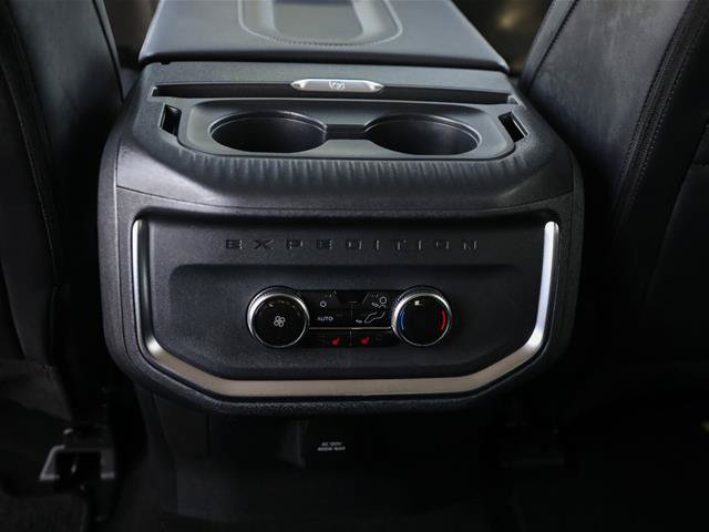 Certified 2025 Ford Expedition Platinum AWD/4WD image 36