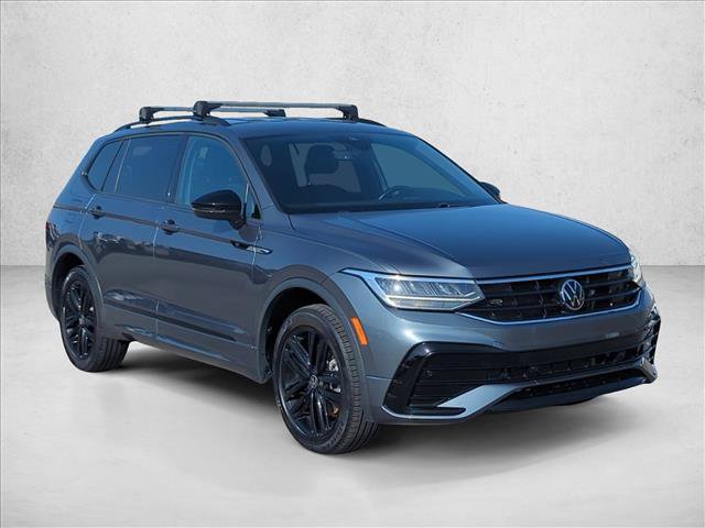 Used 2022 Volkswagen Tiguan SE R-Line FWD image 3