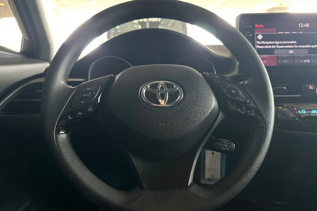 Used 2021 Toyota C-HR LE FWD image 26