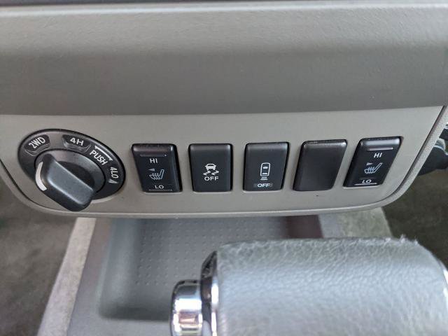 Used 2018 Nissan Frontier SV w/ Value Truck Package AWD/4WD image 10