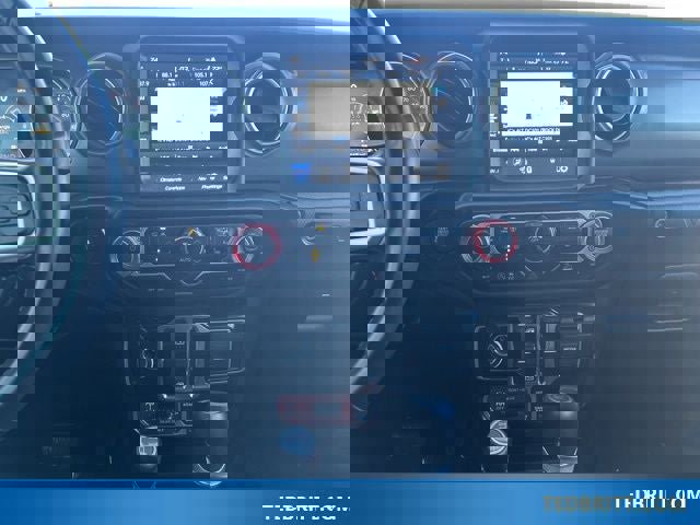 Used 2022 Jeep Wrangler Unlimited Rubicon w/ Cold Weather Group image 30