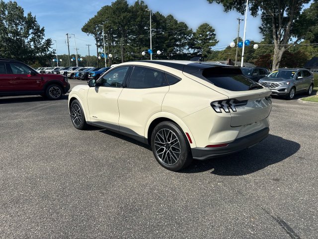 Certified 2025 Ford Mustang Mach-E Premium AWD/4WD image 13