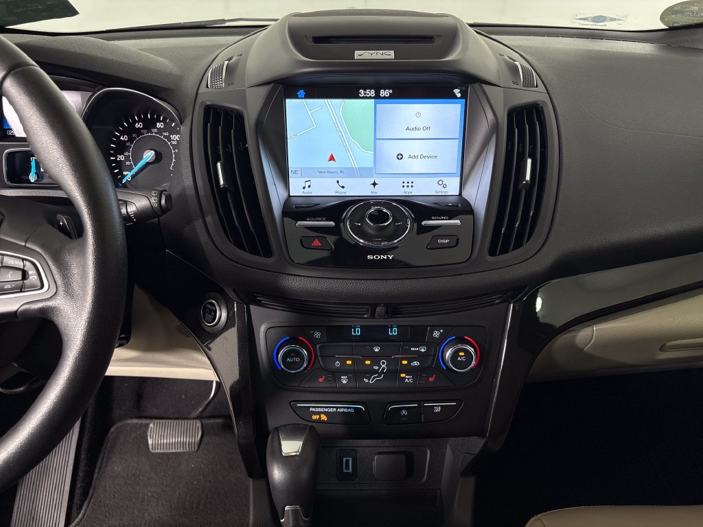 Certified 2017 Ford Escape Titanium FWD image 30