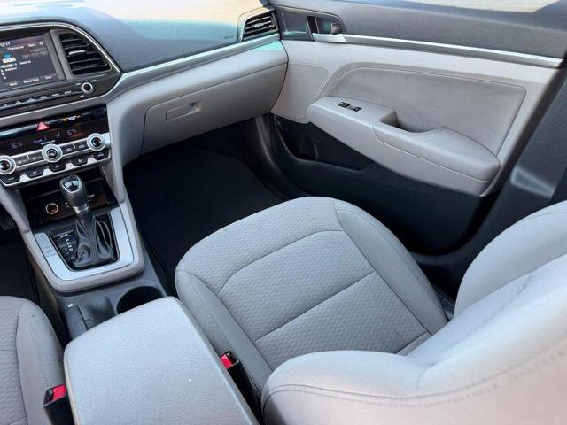 Used 2020 Hyundai Elantra SEL FWD image 16