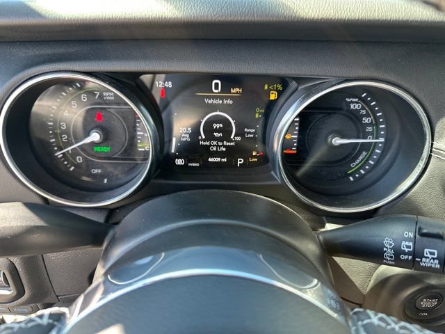Used 2021 Jeep Wrangler Unlimited Sahara w/ Cold Weather Group AWD/4WD image 24