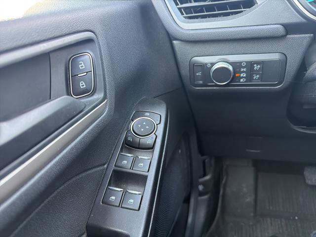 Certified 2022 Ford Escape SE w/ SE Sport Appearance Package image 20