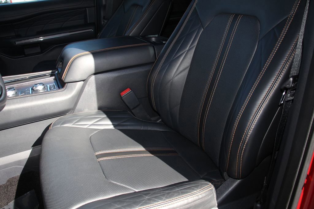 Certified 2022 Ford Expedition Max Platinum image 23