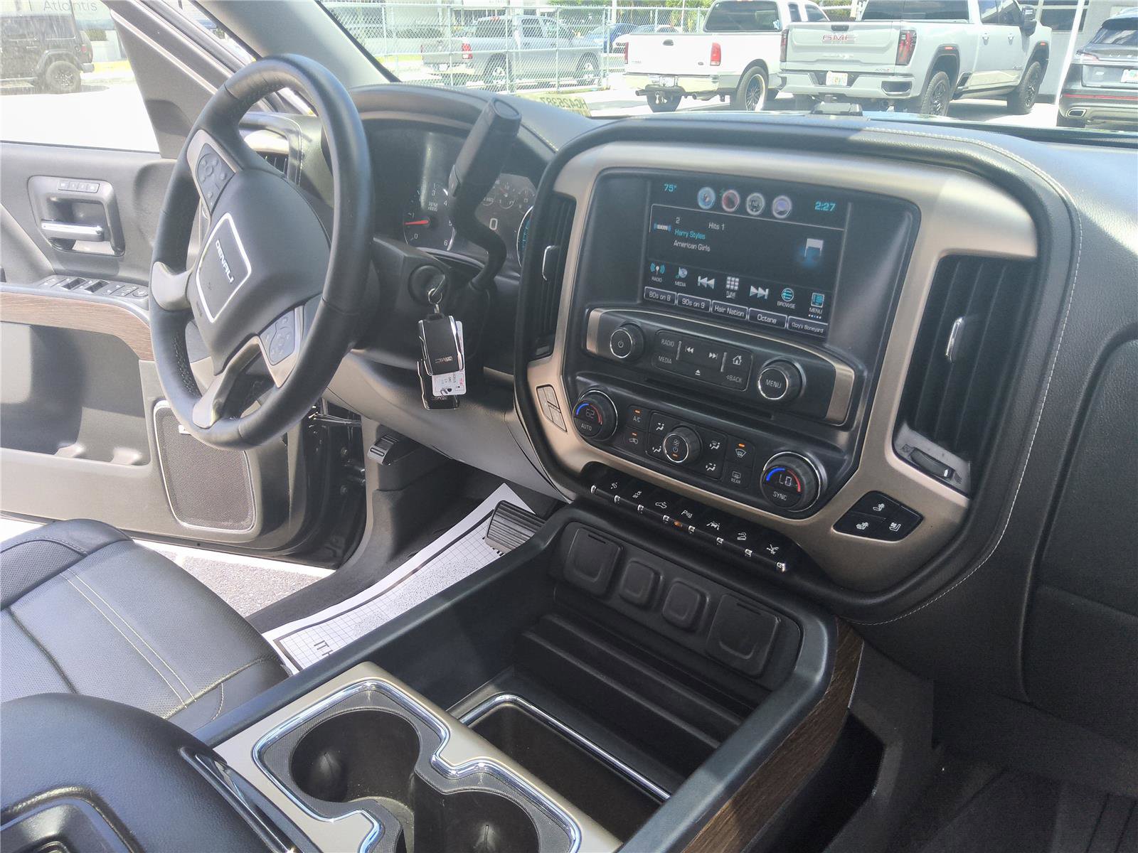 Used 2017 GMC Sierra 1500 Denali w/ Denali Ultimate Package AWD/4WD image 29