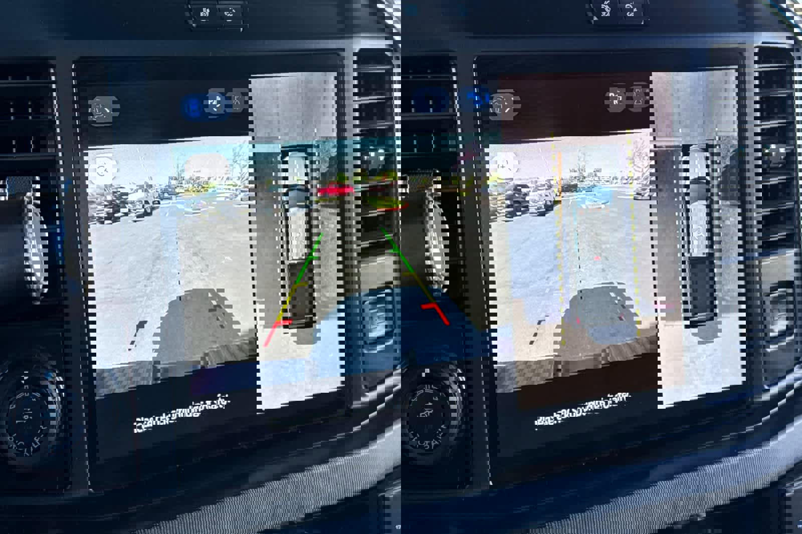 Certified 2025 Ford F350 Platinum w/ Tremor Off-Road Package image 19