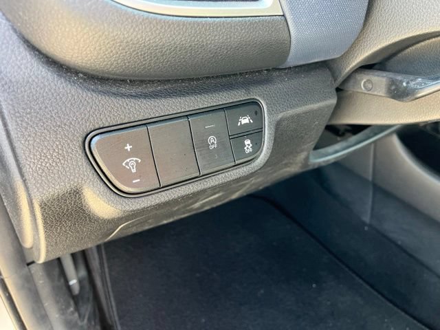 Used 2022 Kia Seltos S FWD image 16