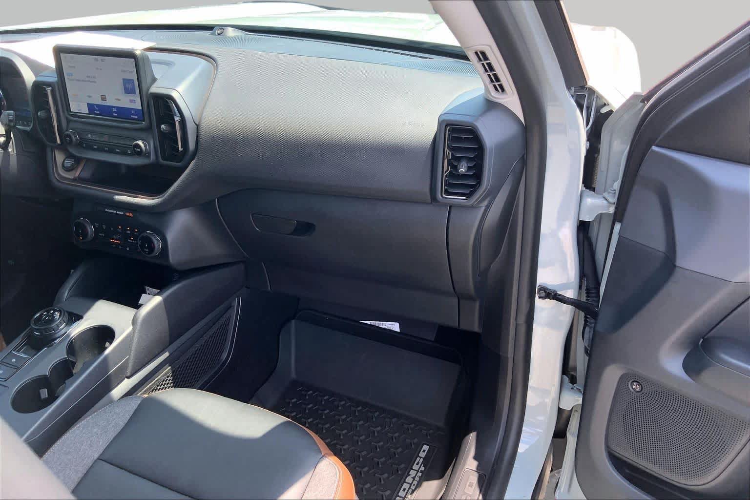 Certified 2022 Ford Bronco Sport Outer Banks w/ Tech Package AWD/4WD image 19