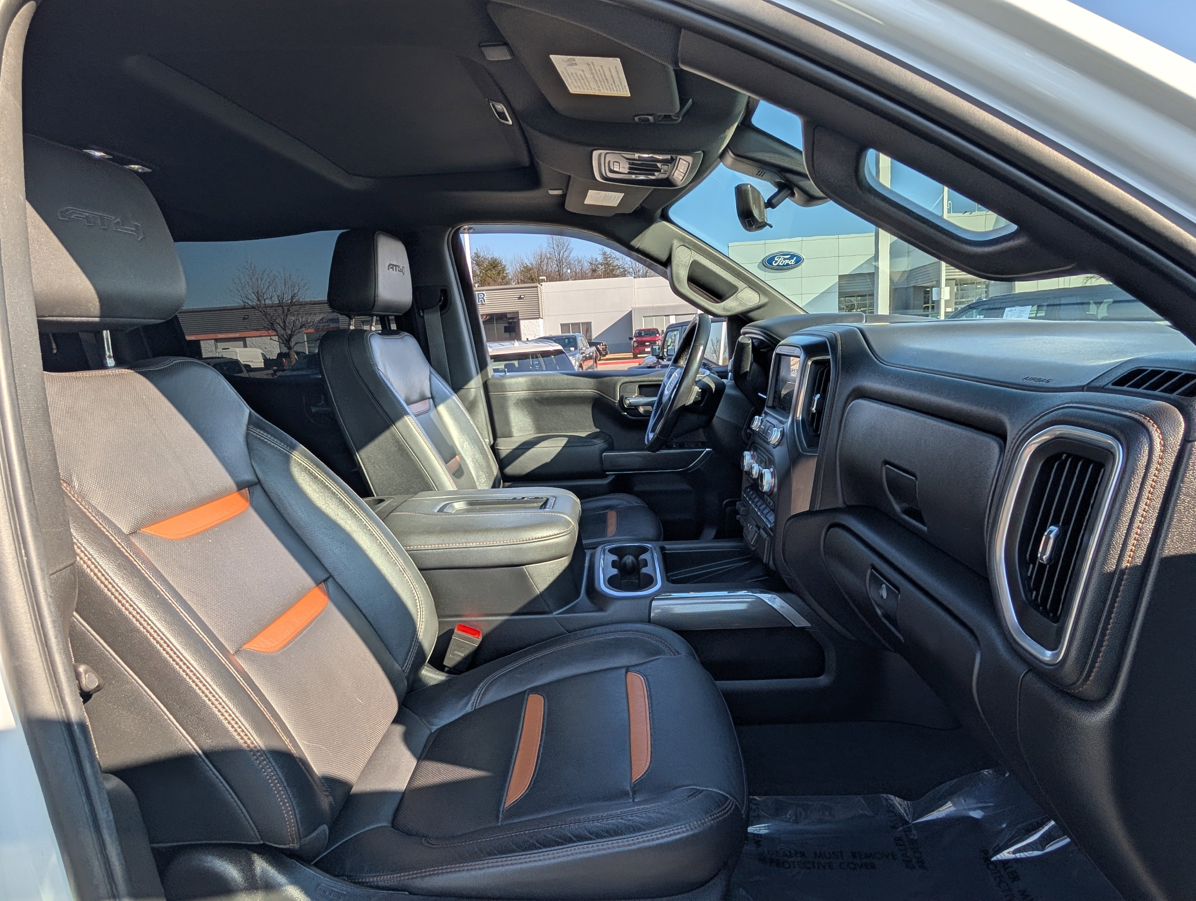 Used 2021 GMC Sierra 1500 AT4 w/ AT4 Premium Package image 8