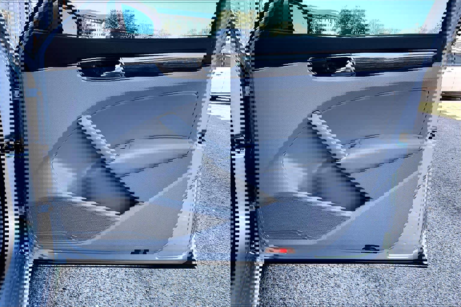 Used 2018 Volkswagen Passat 2.0T SE image 24