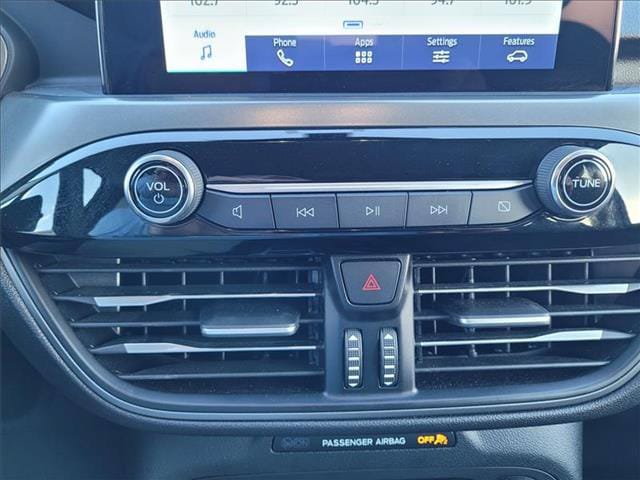 Certified 2025 Ford Escape Active AWD/4WD image 16