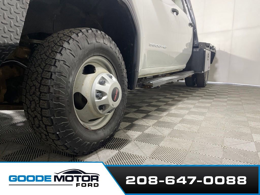 Used 2021 GMC Sierra 3500 4x4 Crew Cab w/ Fleet Convenience Package image 25