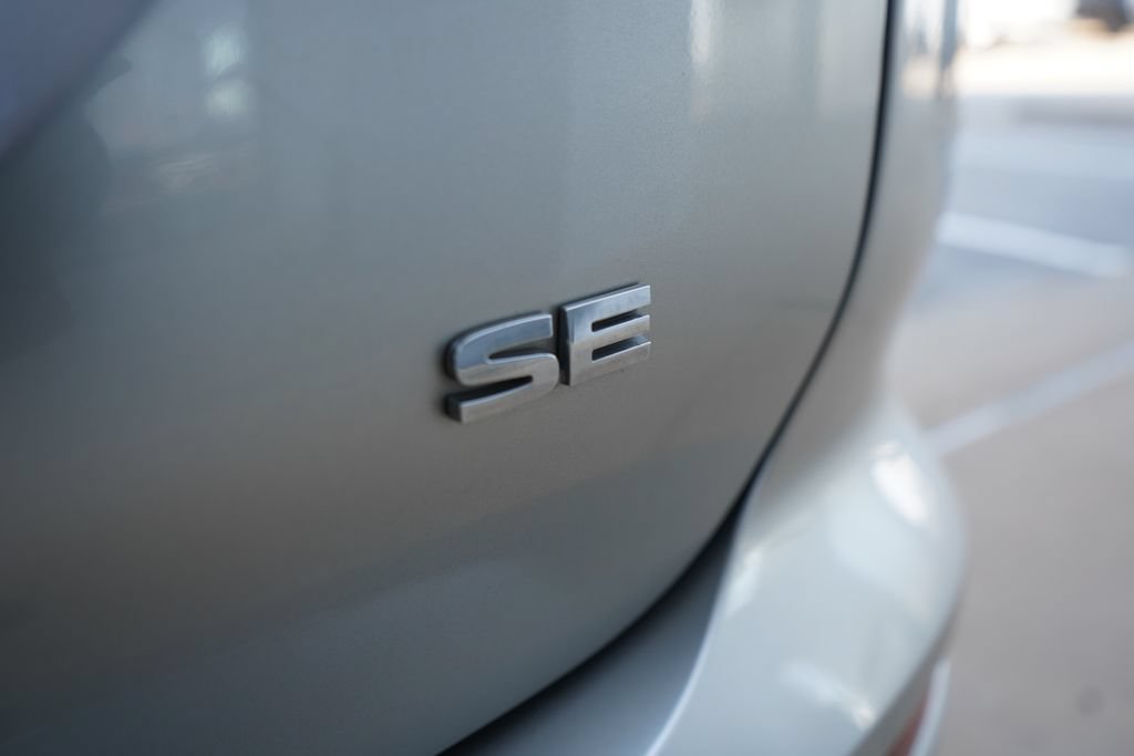 Used 2024 Mitsubishi Outlander SE AWD/4WD image 7