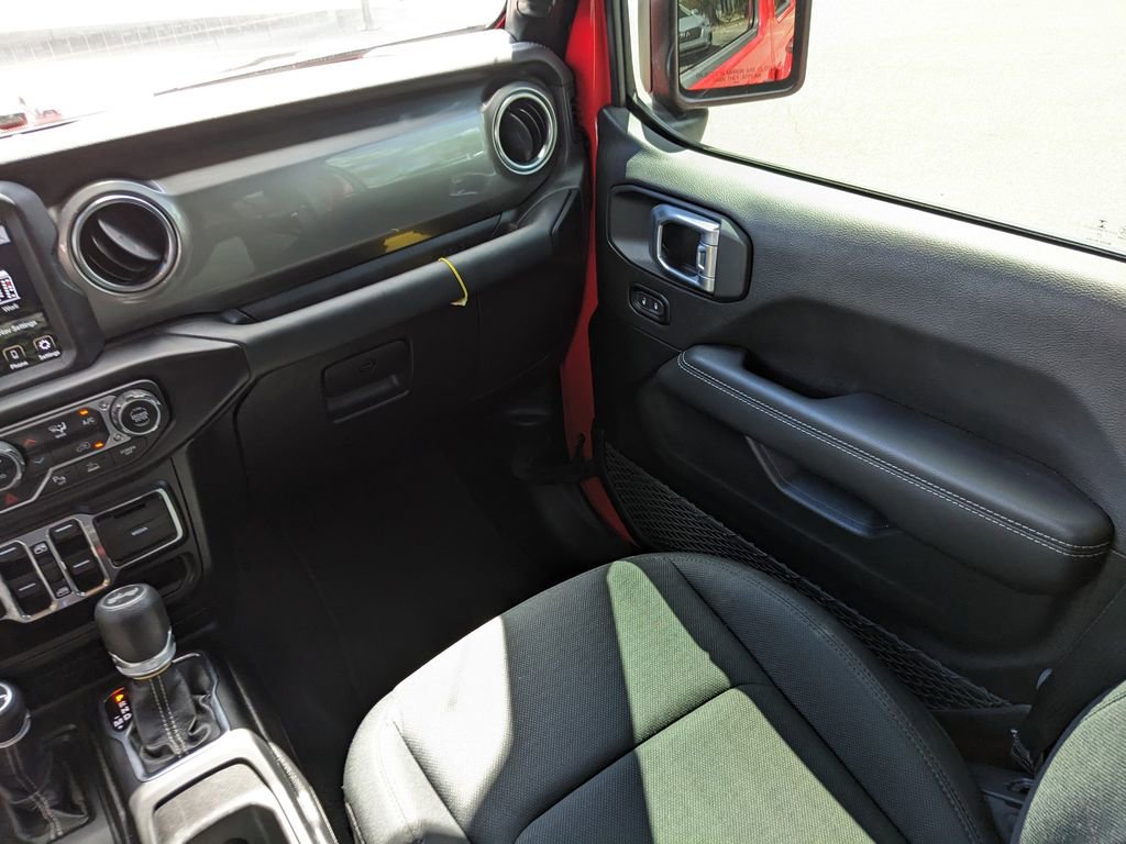 Used 2021 Jeep Wrangler Unlimited Sahara image 18