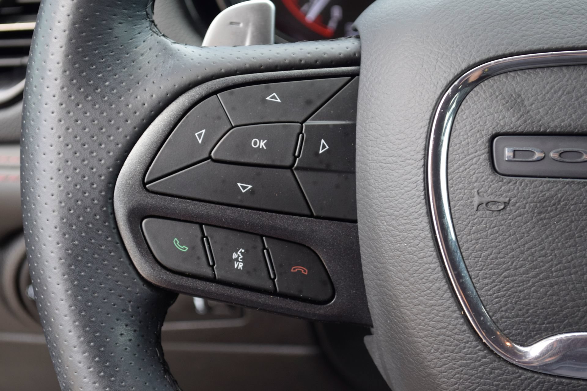 Used 2021 Dodge Durango R/T w/ Blacktop Package RWD image 8