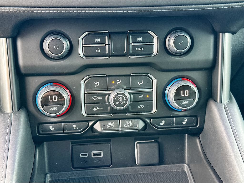 Used 2023 Chevrolet Tahoe Z71 AWD/4WD image 18