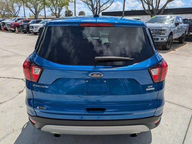 Certified 2019 Ford Escape SE image 3