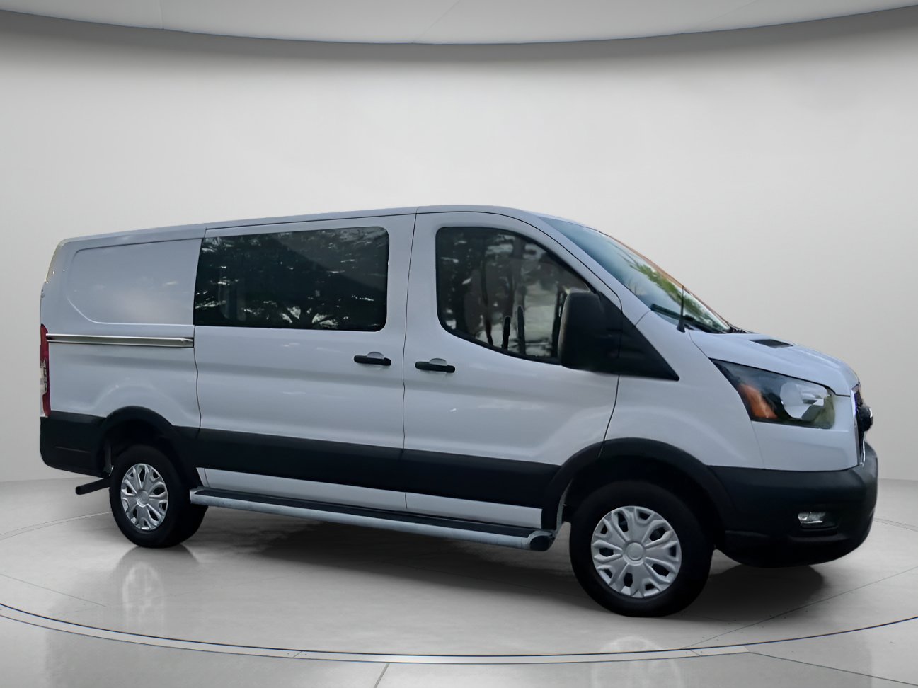 Certified 2025 Ford Transit 250 Low Roof w/ Exterior Upgrade Package RWD image 34
