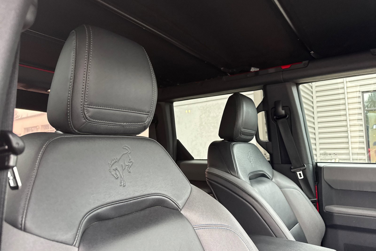 Certified 2021 Ford Bronco Black Diamond image 17