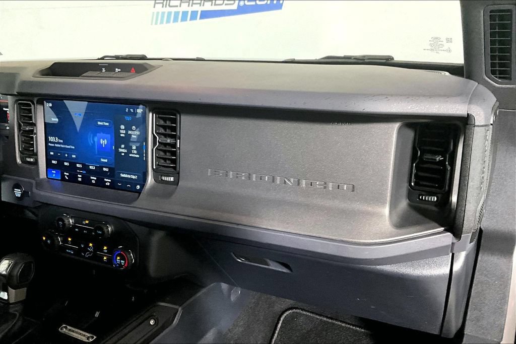 Certified 2025 Ford Bronco 4-Door AWD/4WD image 12