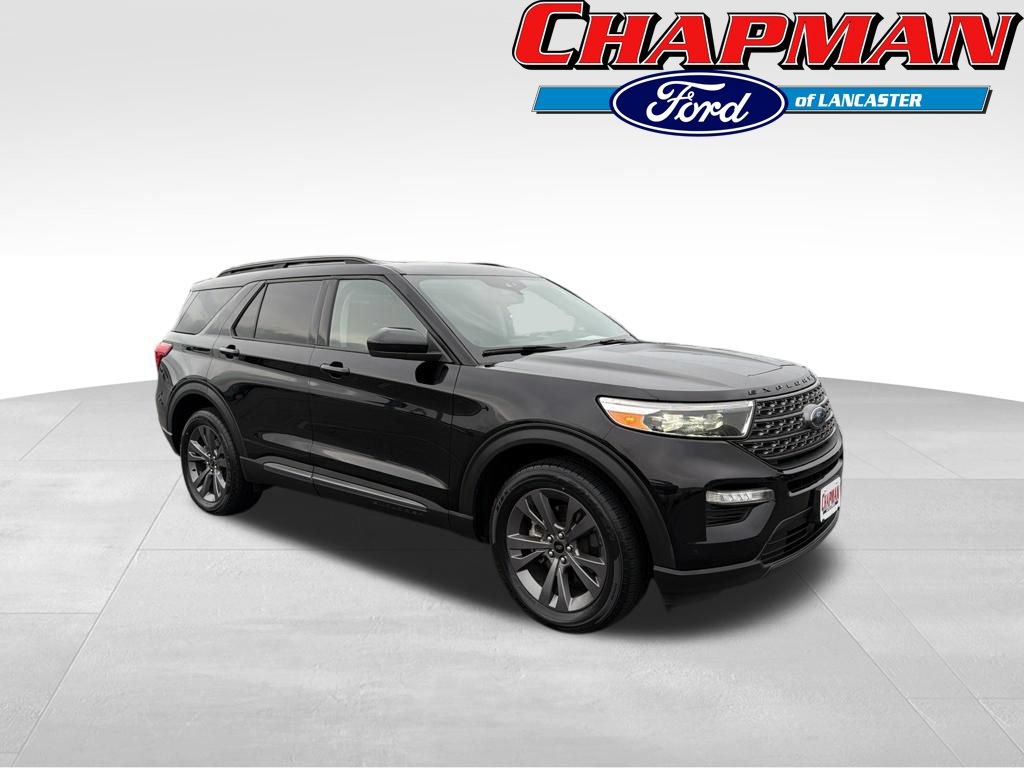 Certified 2022 Ford Explorer XLT w/ Equipment Group 202A AWD/4WD image 3