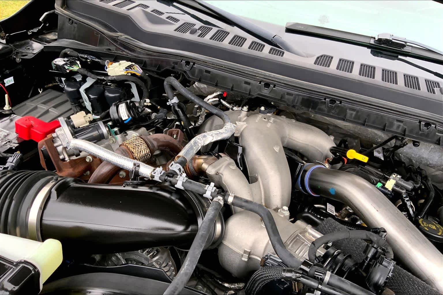 Certified 2024 Ford F550 4x4 Crew Cab Super Duty image 28