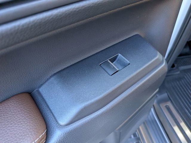 Used 2025 Toyota Land Cruiser image 29