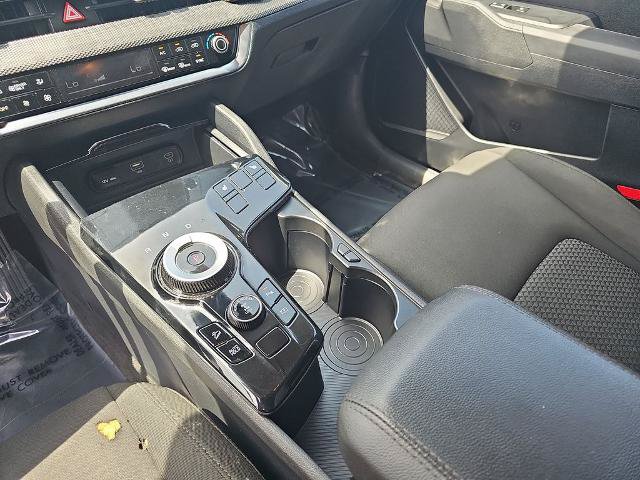 Used 2023 Kia Sportage LX AWD/4WD image 23