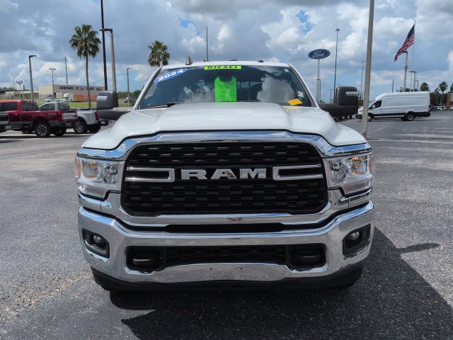 Used 2024 RAM 3500 Big Horn AWD/4WD image 3