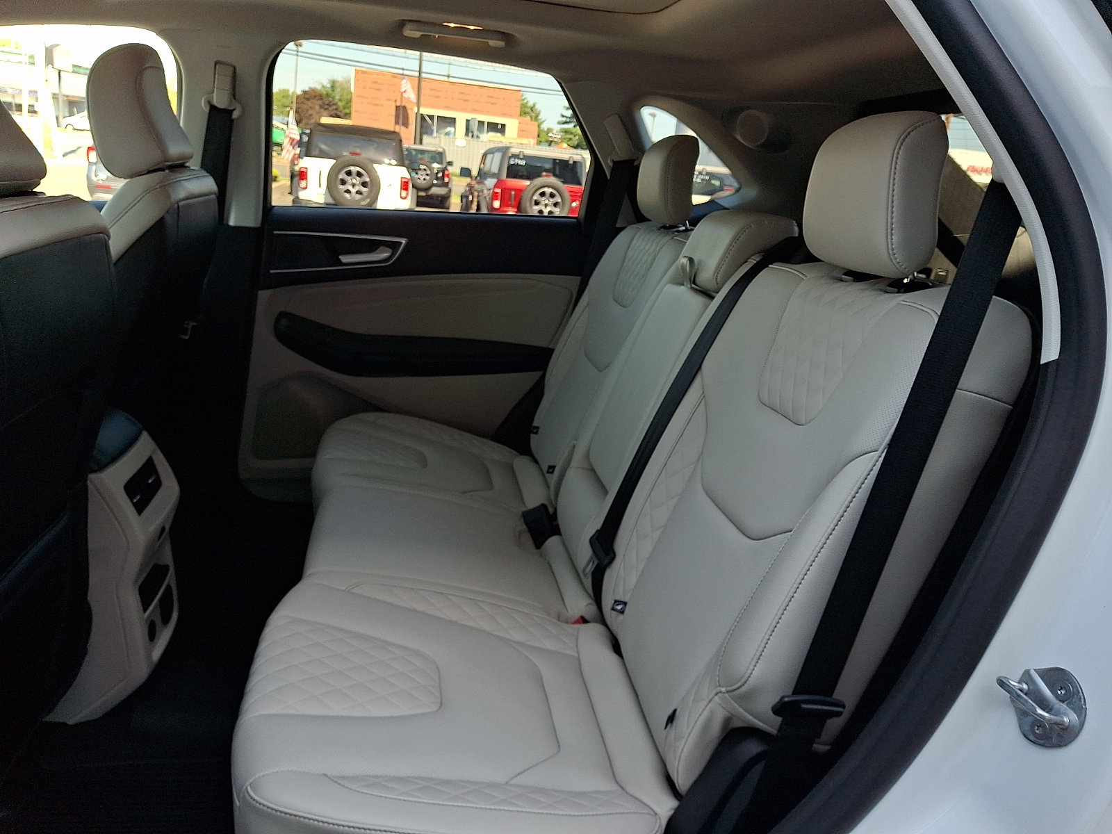 Certified 2024 Ford Edge Titanium w/ Titanium Elite Package AWD/4WD image 11