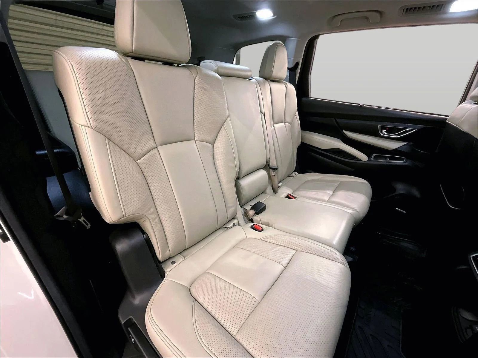 Used 2022 Subaru Ascent Limited w/ Technology Package image 26