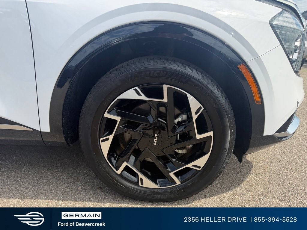 Used 2025 Kia Sportage SX AWD/4WD image 11