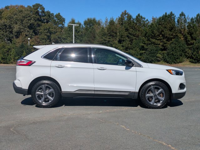Certified 2022 Ford Edge SEL w/ Sport Appearance Package image 6